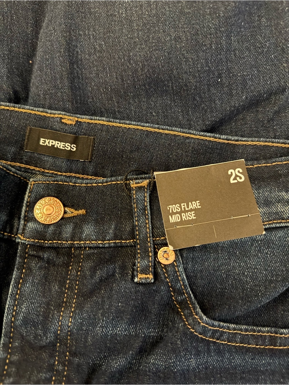 🫶🏻 Express 70’s Flare Mid-Rise Dark Blue Flare Jeans 2S (28 x 30) - Picture 4 of 4